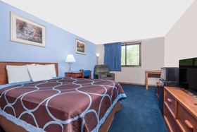 Super 8 by Wyndham Mankato