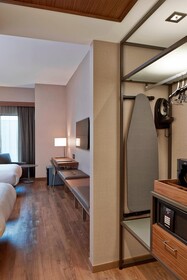 AC Hotel Minneapolis Downtown