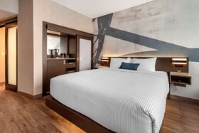 Cambria Hotel Minneapolis Downtown