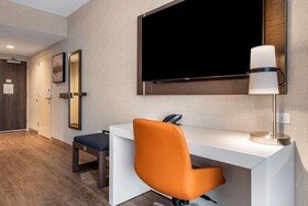Cambria Hotel Minneapolis Downtown