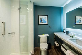 Cambria Hotel Minneapolis Downtown