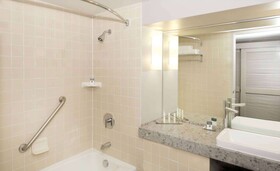 DoubleTree Bloomington Minneapolis South