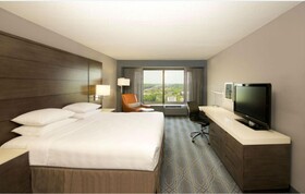DoubleTree Bloomington Minneapolis South