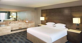 DoubleTree Bloomington Minneapolis South