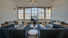 Downtown Rockstar Residence