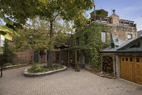 Downtown Rockstar Residence