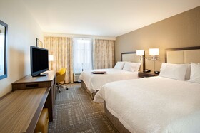 Hampton Inn & Suites - Minneapolis
