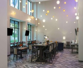 Hampton Inn & Suites Minneapolis University Area