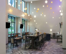 Hampton Inn & Suites Minneapolis University Area