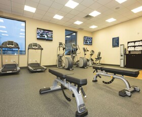 Hampton Inn & Suites Minneapolis University Area