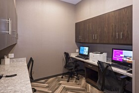Hampton Inn & Suites Minneapolis University Area