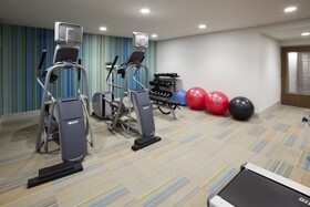 Holiday Inn Express & Suites (Golden Valley)