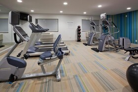 Holiday Inn Express & Suites (Golden Valley)