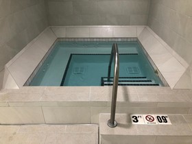 Holiday Inn Express & Suites Minneapolis-Dwtn (Conv Ctr)