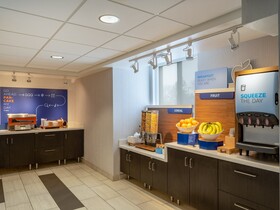 Holiday Inn Express Minneapolis West - Plymouth