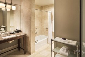 Hotel Ivy, a Luxury Collection Hotel, Minneapolis