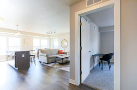 Kasa Minneapolis Uptown Apartments