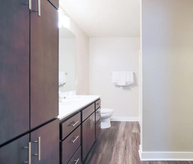 Kasa Minneapolis Uptown Apartments