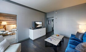 The Lofton Hotel Minneapolis, Tapestry Collection by Hilton