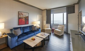 The Lofton Hotel Minneapolis, Tapestry Collection by Hilton