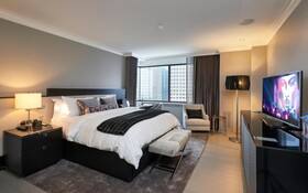 The Lofton Hotel Minneapolis, Tapestry Collection by Hilton