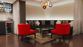 The Lofton Hotel Minneapolis, Tapestry Collection by Hilton
