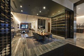 The Lofton Hotel Minneapolis, Tapestry Collection by Hilton