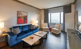 The Lofton Hotel Minneapolis, Tapestry Collection by Hilton