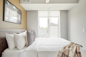 Luna Apartments by Sonder