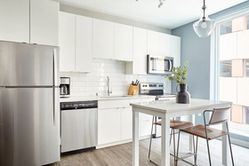 Luna Apartments by Sonder