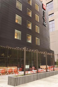 Radisson Red Minneapolis