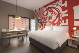 Radisson Red Minneapolis