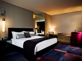 W Minneapolis The Foshay
