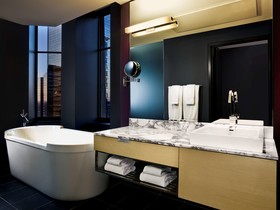 W Minneapolis The Foshay
