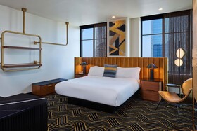 W Minneapolis The Foshay