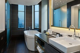 W Minneapolis The Foshay