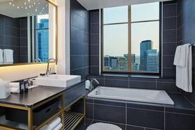 W Minneapolis The Foshay