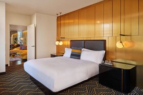 W Minneapolis The Foshay