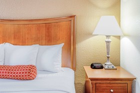 La Quinta Inn & Suites by Wyndham Minneapolis-Minnetonka