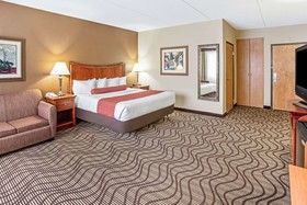 La Quinta Inn & Suites by Wyndham Minneapolis-Minnetonka