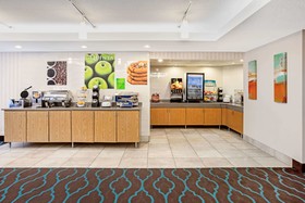 La Quinta Inn & Suites by Wyndham Minneapolis-Minnetonka