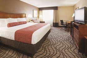 La Quinta Inn & Suites by Wyndham Minneapolis-Minnetonka