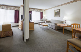 Crossings by GrandStay Inn & Suites Montevideo