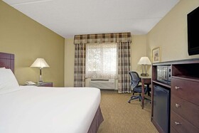Super 8 by Wyndham Monticello