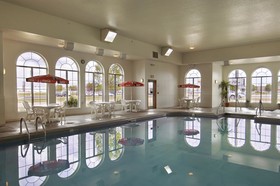 Travelodge & Suites by Wyndham Fargo/Moorhead