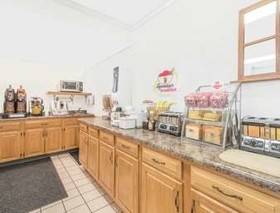 Wrangler Hotel Morris