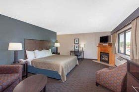 AmericInn by Wyndham North Branch