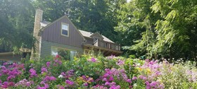 Contented Cottage Bed And Breakfast