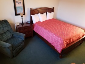 Asteria Inn & Suites - Northfield