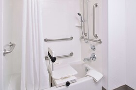 Hampton Inn & Suites Saint Paul Oakdale Woodbury by Hilton